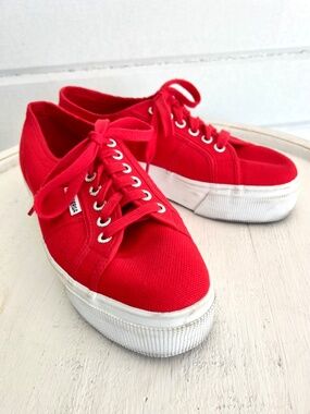 SUPERGA Platform Lace Up Canvas Sneakers in Bright Red - 39 1/2  (8 1/2-9)